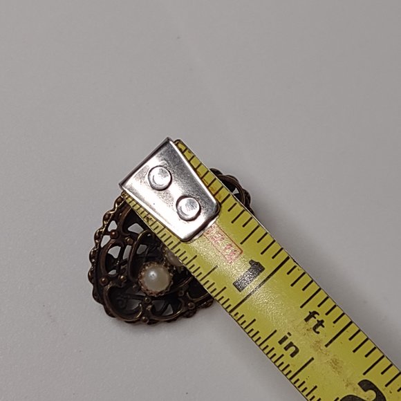 Vintage Oval Shaped 3 Faux Pearl Little Cute Metal Brooch - Picture 11 of 14